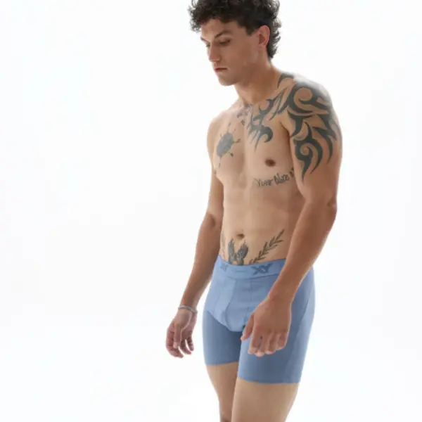 ART.XY1389 BOXER ALGODÓN LYCRA LISO PINZA CENTRAL PIERNA LARGA