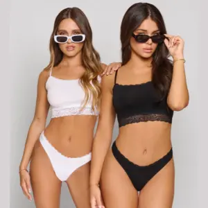 ART.AV3025 CONJUNTO TOP DE ALGODON Y PUNTILLA CON COLA LESS TIRO ALTO